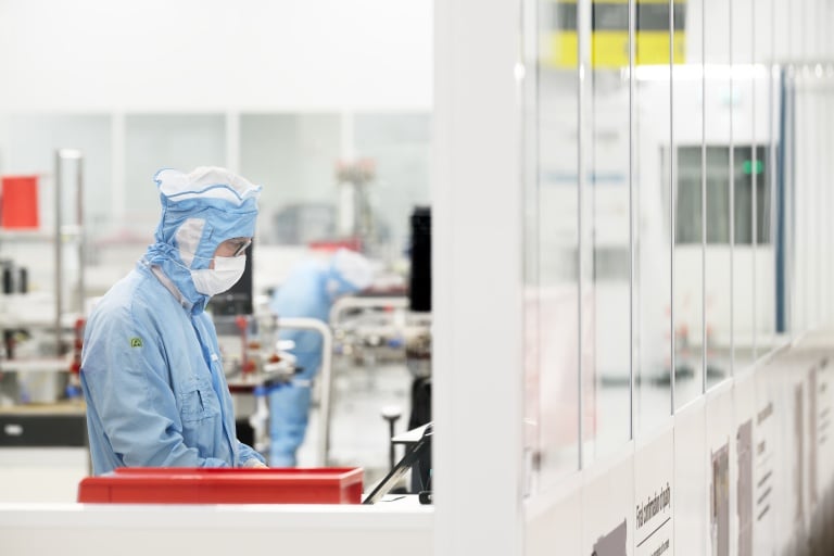 ASML cleanroom assembly ASML cleanroom assembly
