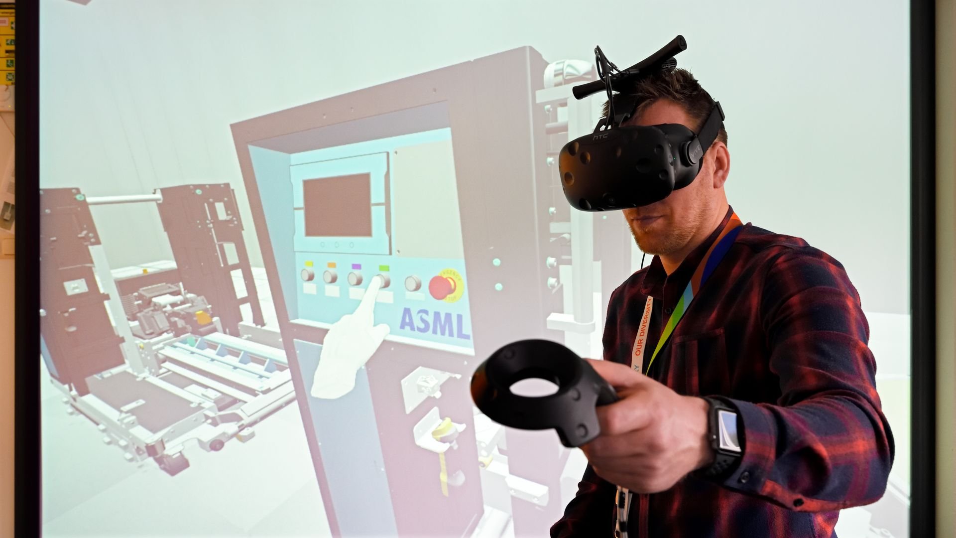 ASML_Virtual_Reality_training_April2019_04_sRGB